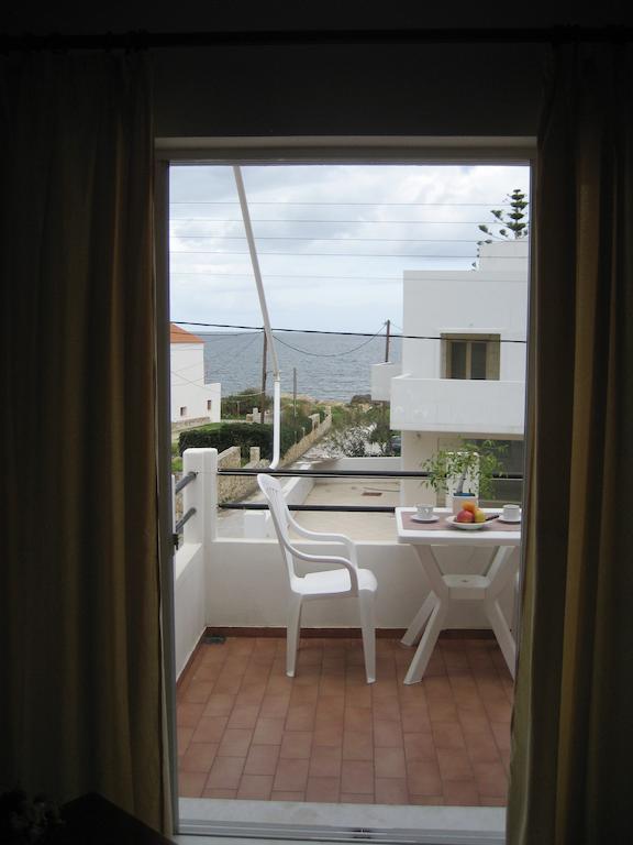 Ouranos Studios Kalamaki Δωμάτιο φωτογραφία